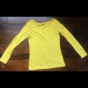 American Eagle favorite tee